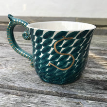 Load image into Gallery viewer, Tea Mug with Gold Leaf Handle