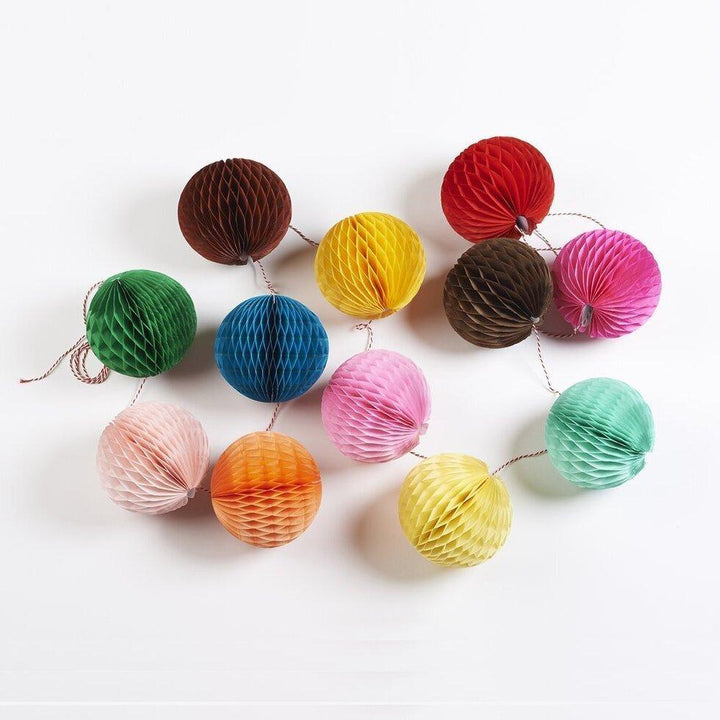 Bunting Ball Garland