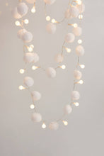 Load image into Gallery viewer, Pom pom Light Chain, White