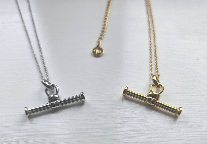 Gold Knot T Bar Necklace