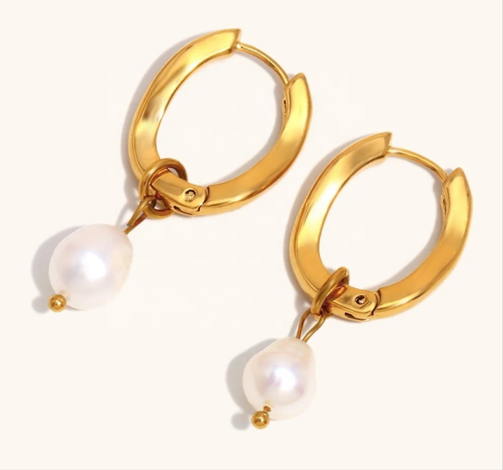 Pearl Pendant Twist Oval Hoop Earrings - Gold