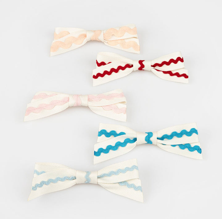 Ric rac bow hair clips