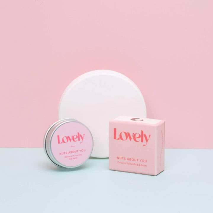 Delicious creamy lip balm, formulated with beeswax and jojoba oil for extra hydrating power and finished with a coconut & vanillat flavour.